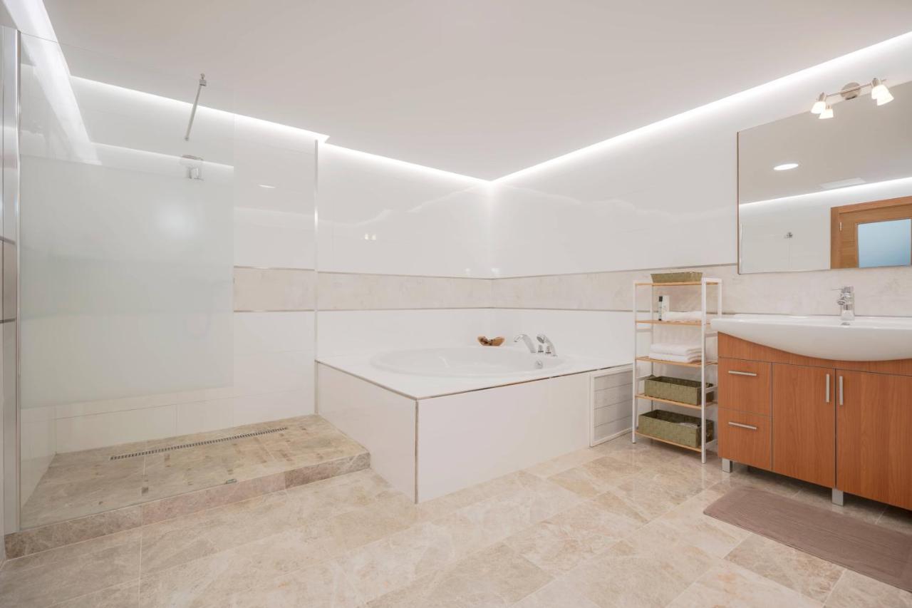 The Moss - Luxury Villa In Corralejo Near The Beach Exteriör bild